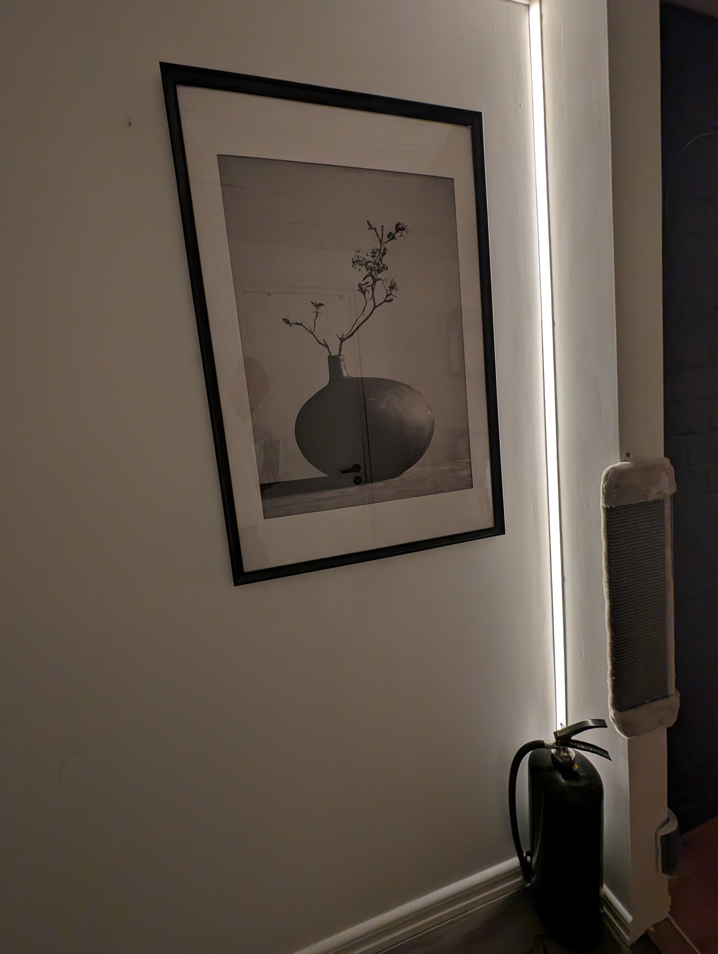 LED-strip längs vägg